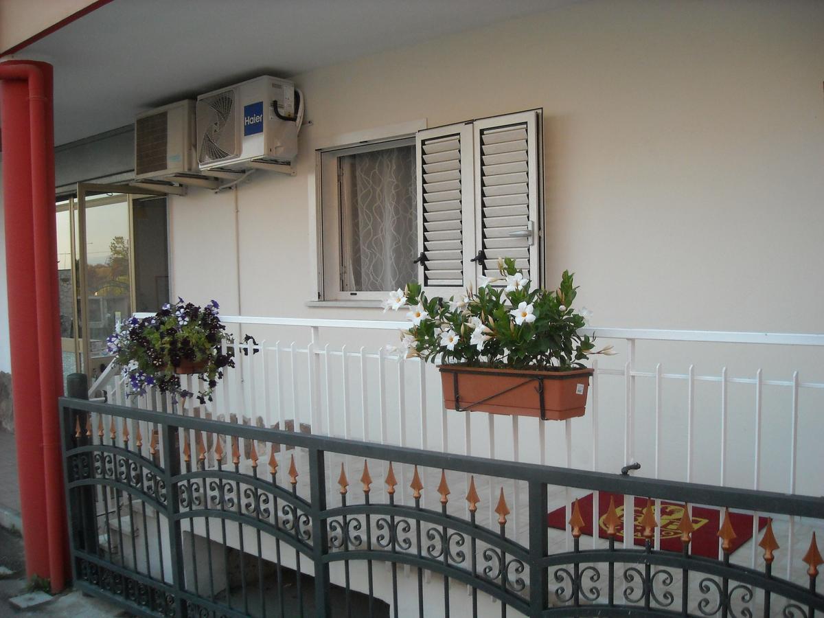 B&B Dal Gallo บัตตีปาลเลีย ภายนอก รูปภาพ
